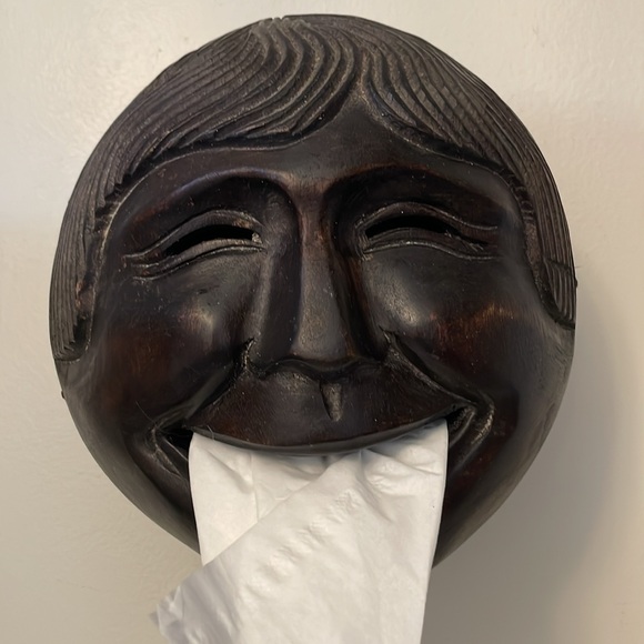 Wooden Carved Face Bowl/Box - Picture 4 of 12